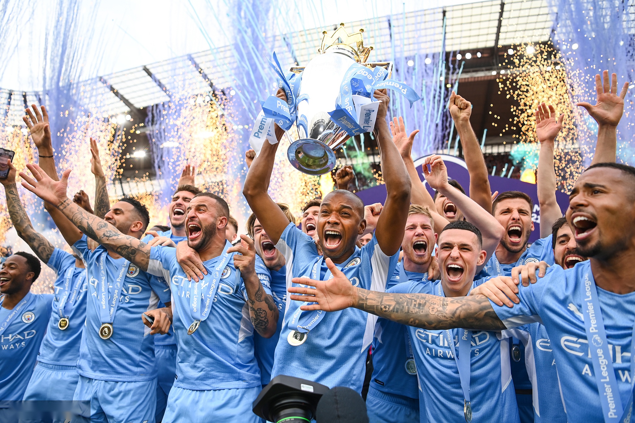 望包揽两大 望包揽两大