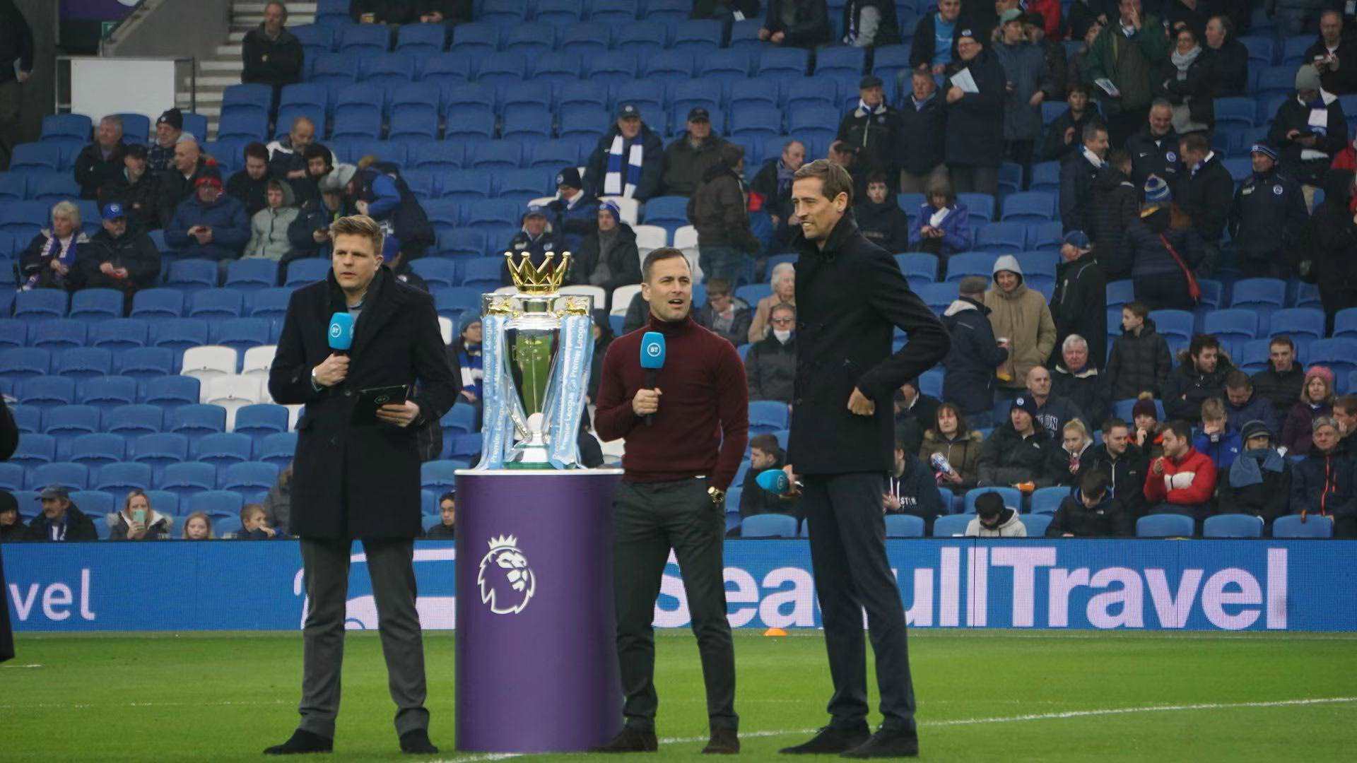 马奎尔作为 马奎尔作为